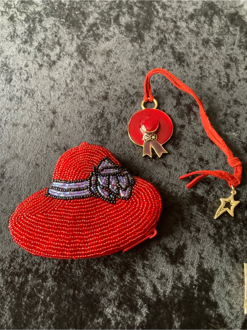 Red Hat Society Beaded Change Purse & Charm Set